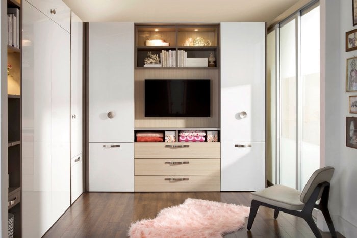 Some creativity will let you turn your guestroom into an office, home gym or craft room when it’s not in use. (Photo courtesy of Samantha Hochman of transFORM.)